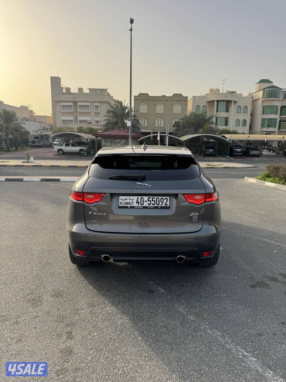 جاكوار F-Pace 20171