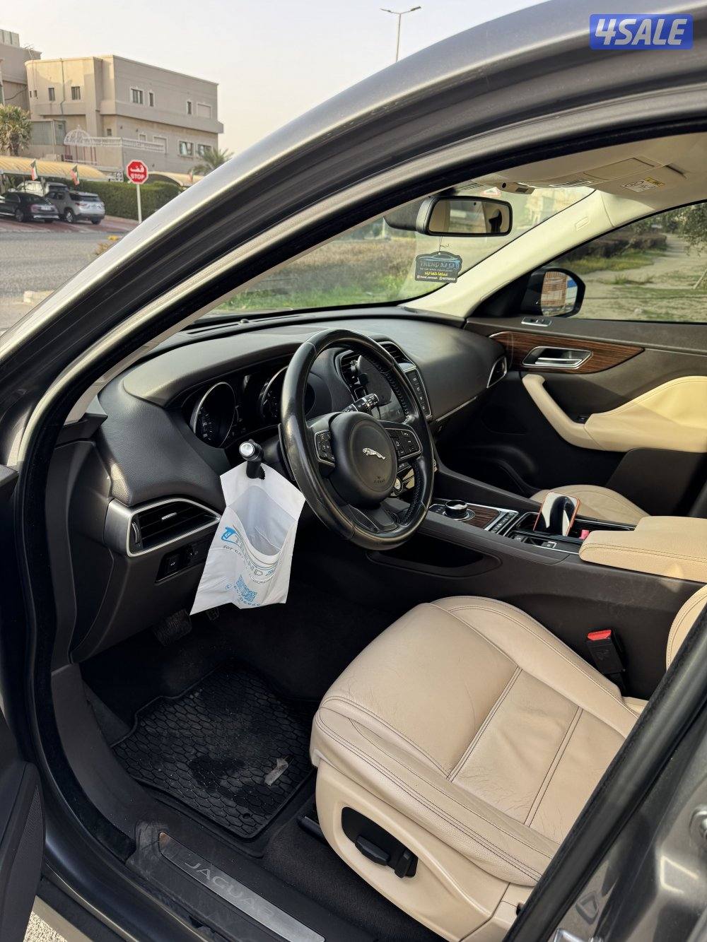 جاكوار F-Pace 20173