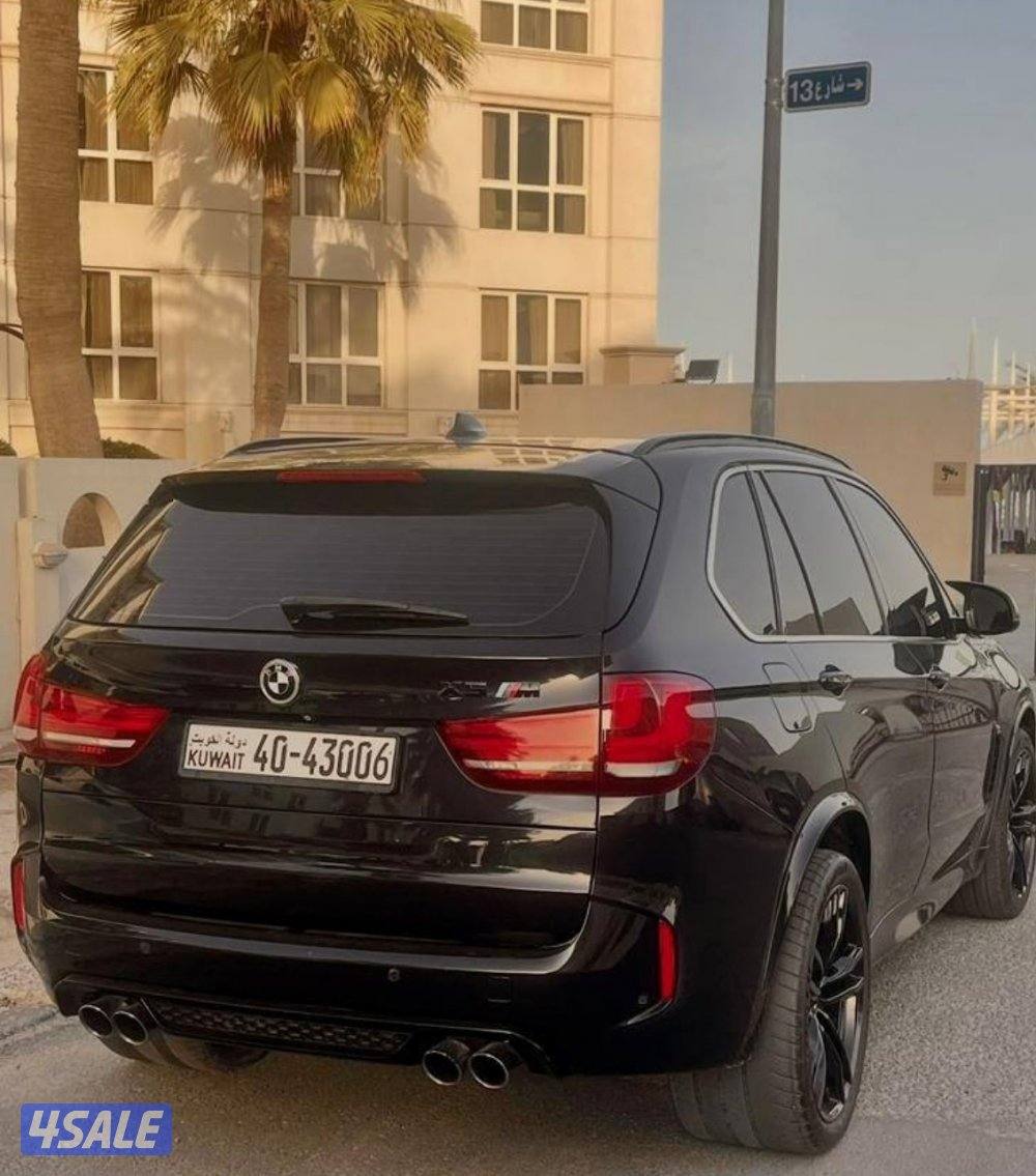 للبيع X5 M باور صبغ الوكاله ماعدا قطعه3