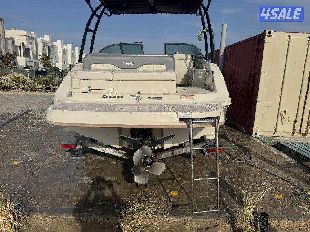 البيع جت بوت سي ري  نظيف جداً ماشي 215 ساعة سيرفس كامل جديد موديل 20118