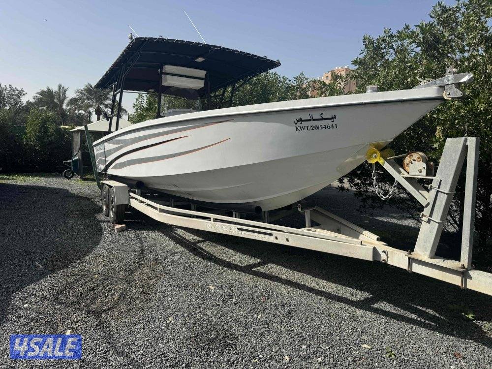 البيع طراد wave walker موديل 2012 28 قدم مكاين 225 EFI موديل 201310