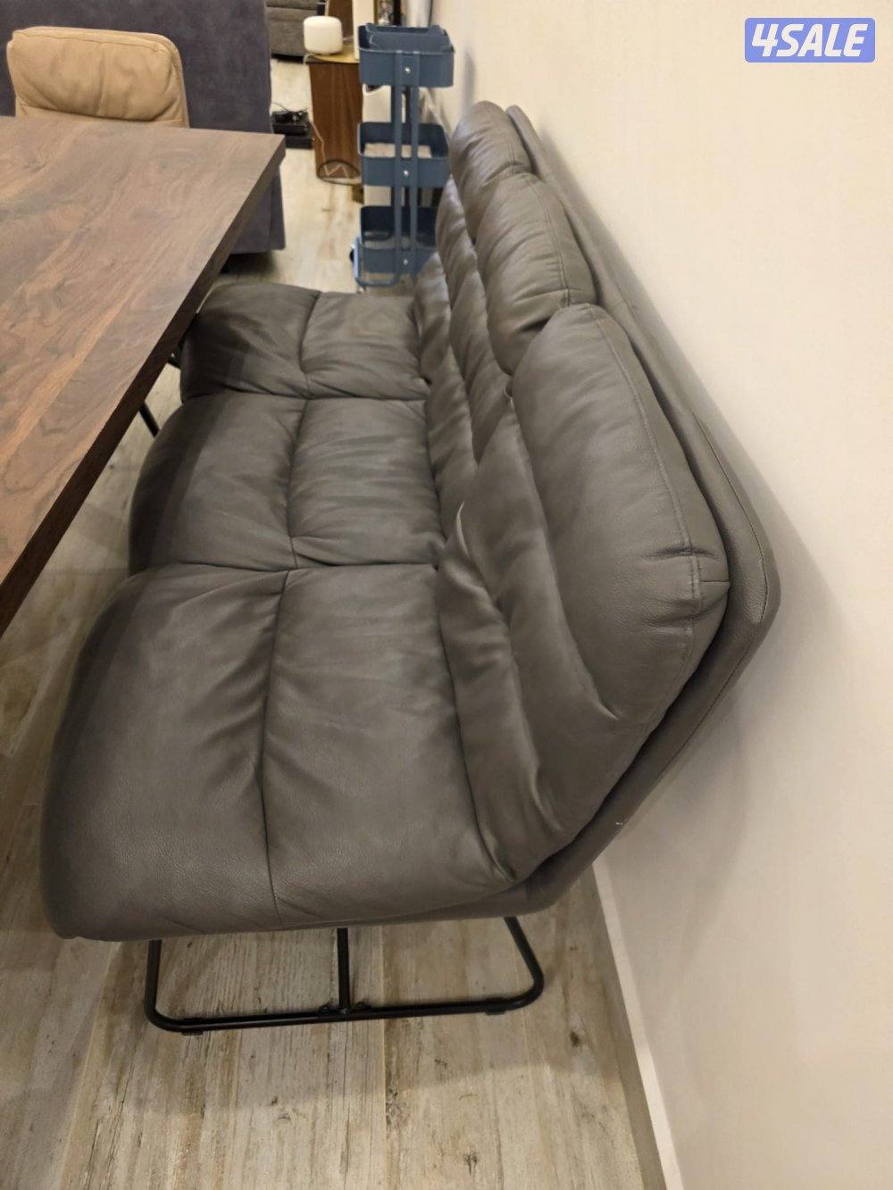 بيع طاولة طعام مستعملة من صفاة الغانم2