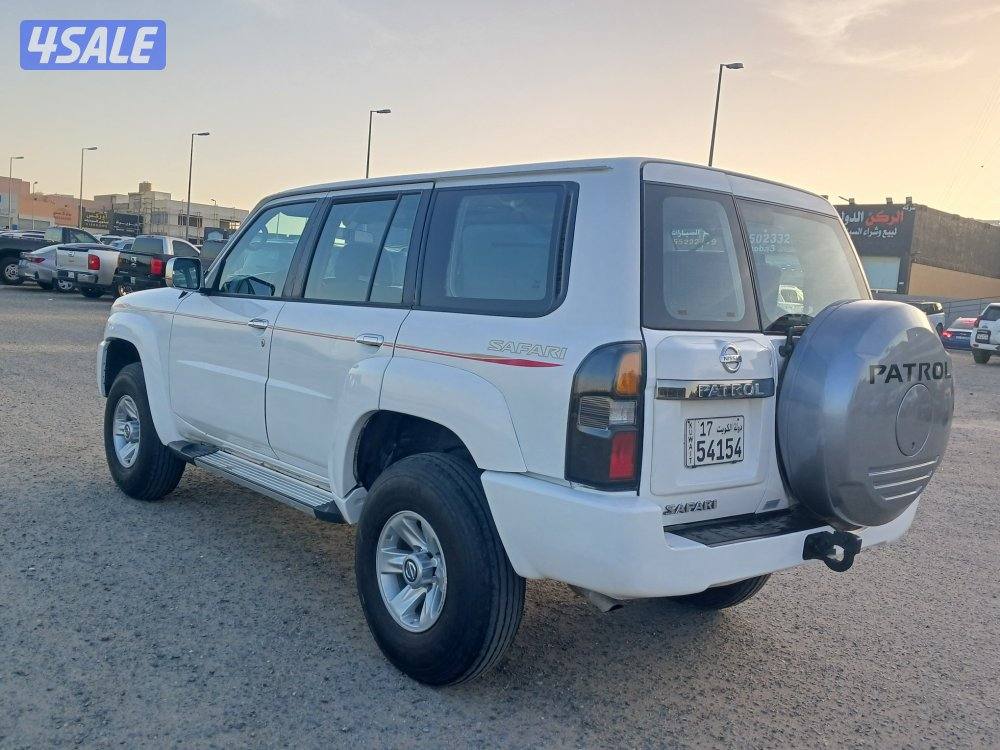 سفاري فتك موديل 2016 قير عادي. الفل5