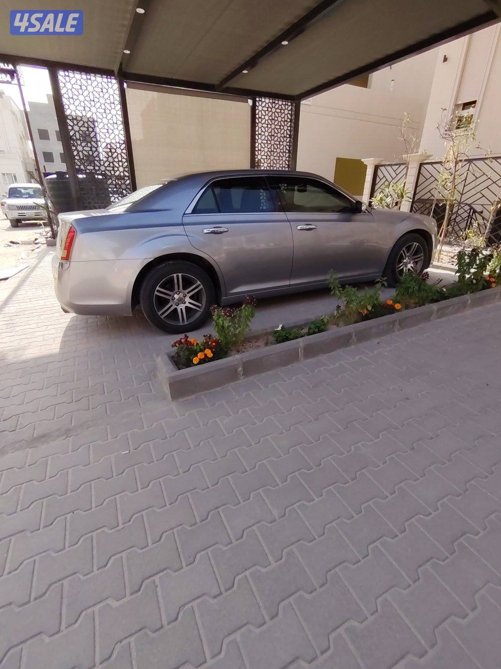 كرايزلر  C3000