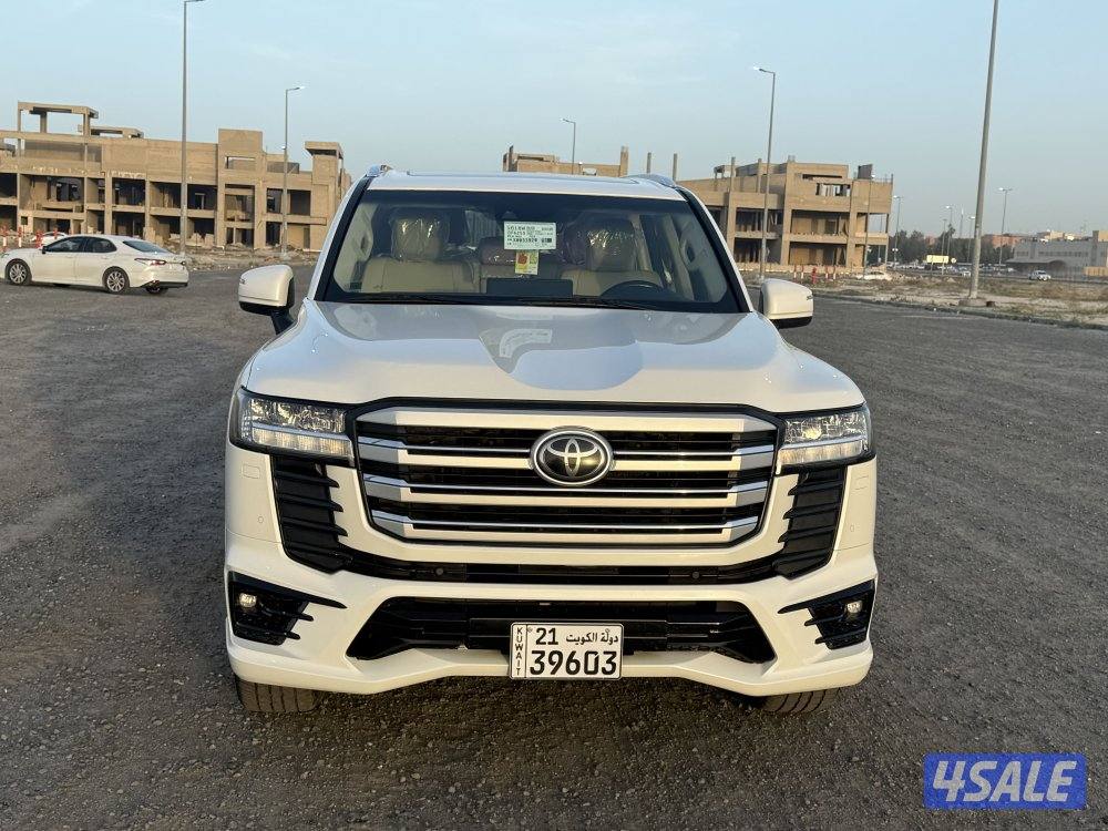 للبيع لاند كروزرGXR أيروS-2022 صبغ الوكاله0