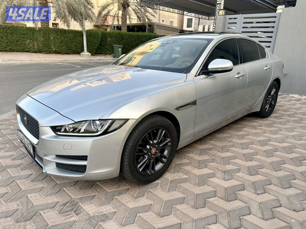 جاكوار XE موديل 20188