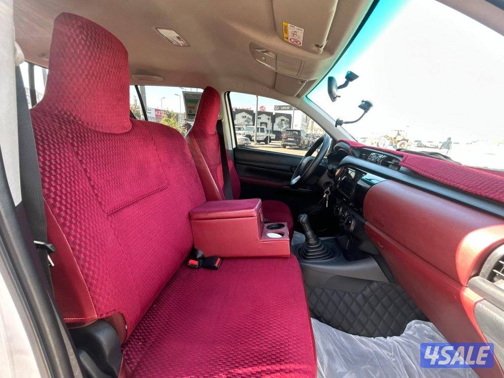 تويوتا هاى لوكس SR5 موديل 2025 ماشى 24.000 k.m  وارد الساير.5