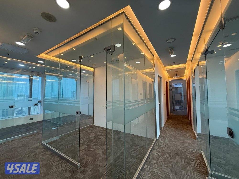 متوفر دور تجاري في برج كتير راقي بموقع متميز بشرق مساحة ١٨٥م1