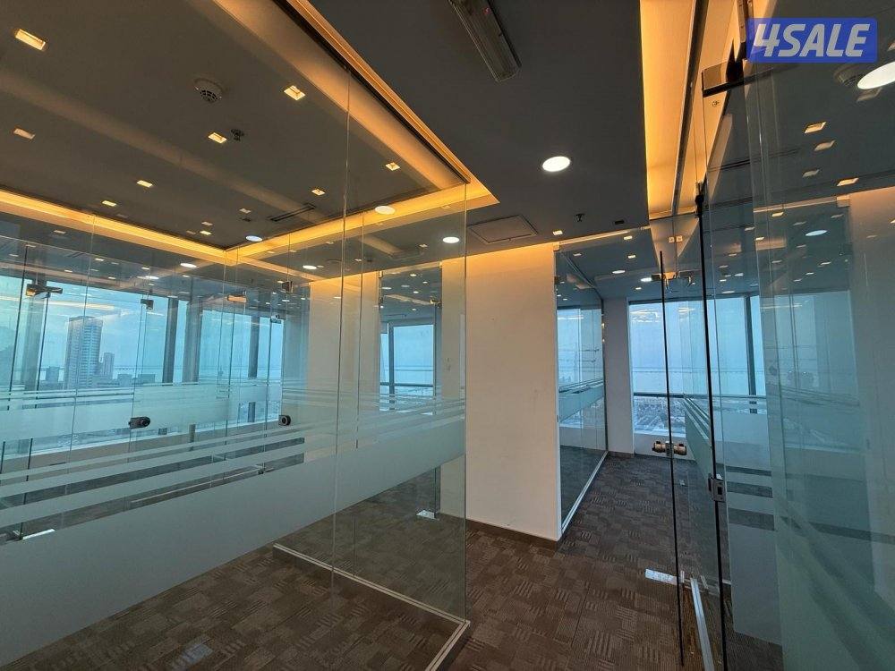 متوفر دور تجاري في برج كتير راقي بموقع متميز بشرق مساحة ١٨٥م2