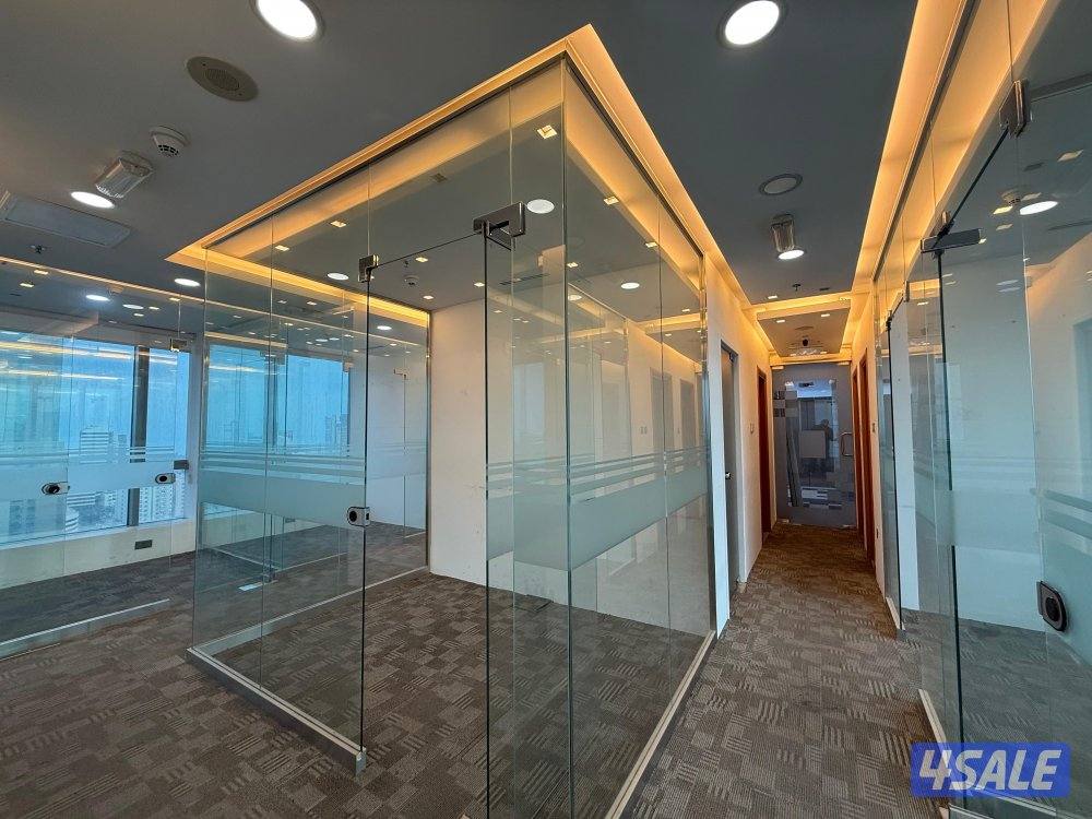 متوفر دور تجاري في برج كتير راقي بموقع متميز بشرق مساحة ١٨٥م3