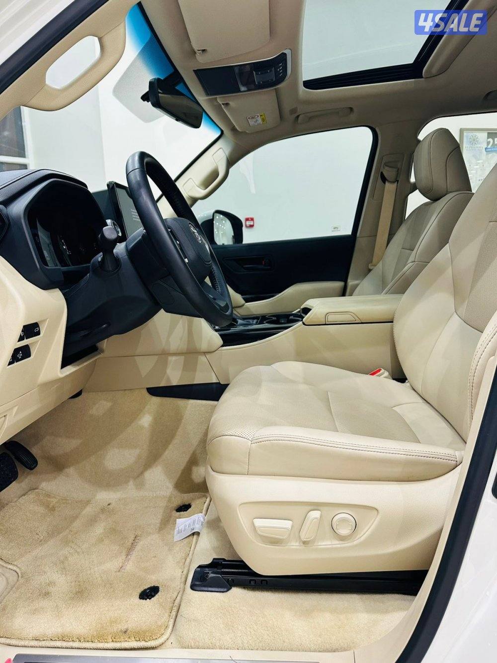 للبيع تويوتا لاندكروس GXR 4K بدون تيربو موديل 20254