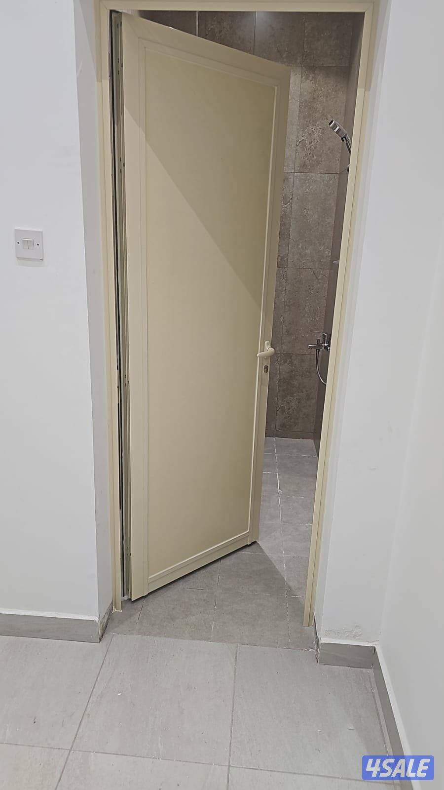 معلم المونيم تصليع مطبخ2