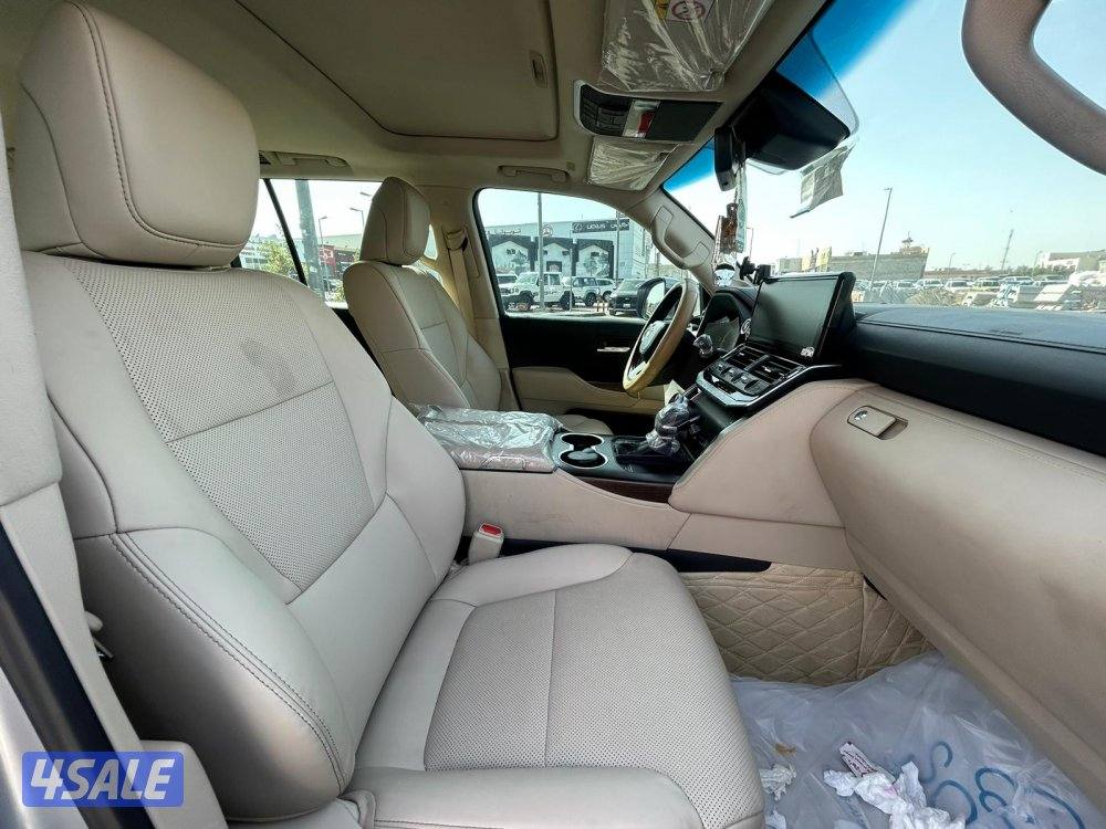 ويوتا لاند كروزر GX.R AEROs  twin turbo.V6 موديل 2024 ماشى 75.000 k.m5