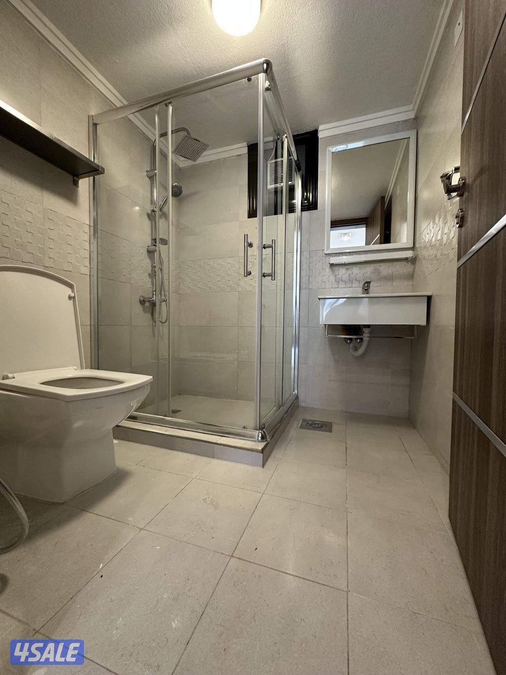 للايجار شقق بالجابريه مساحة ٣٥٠م2