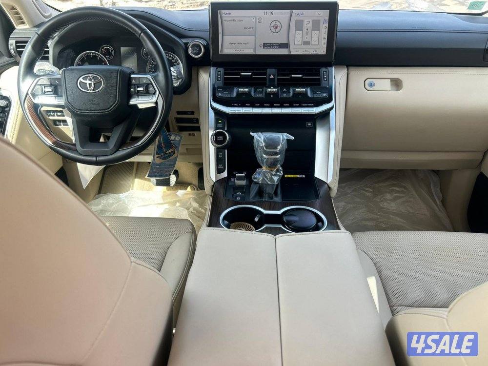 تويوتا لاند كروزر GX.R AEROs  twin turbo.V6 موديل 2024 ماشى 50.000 k.m6