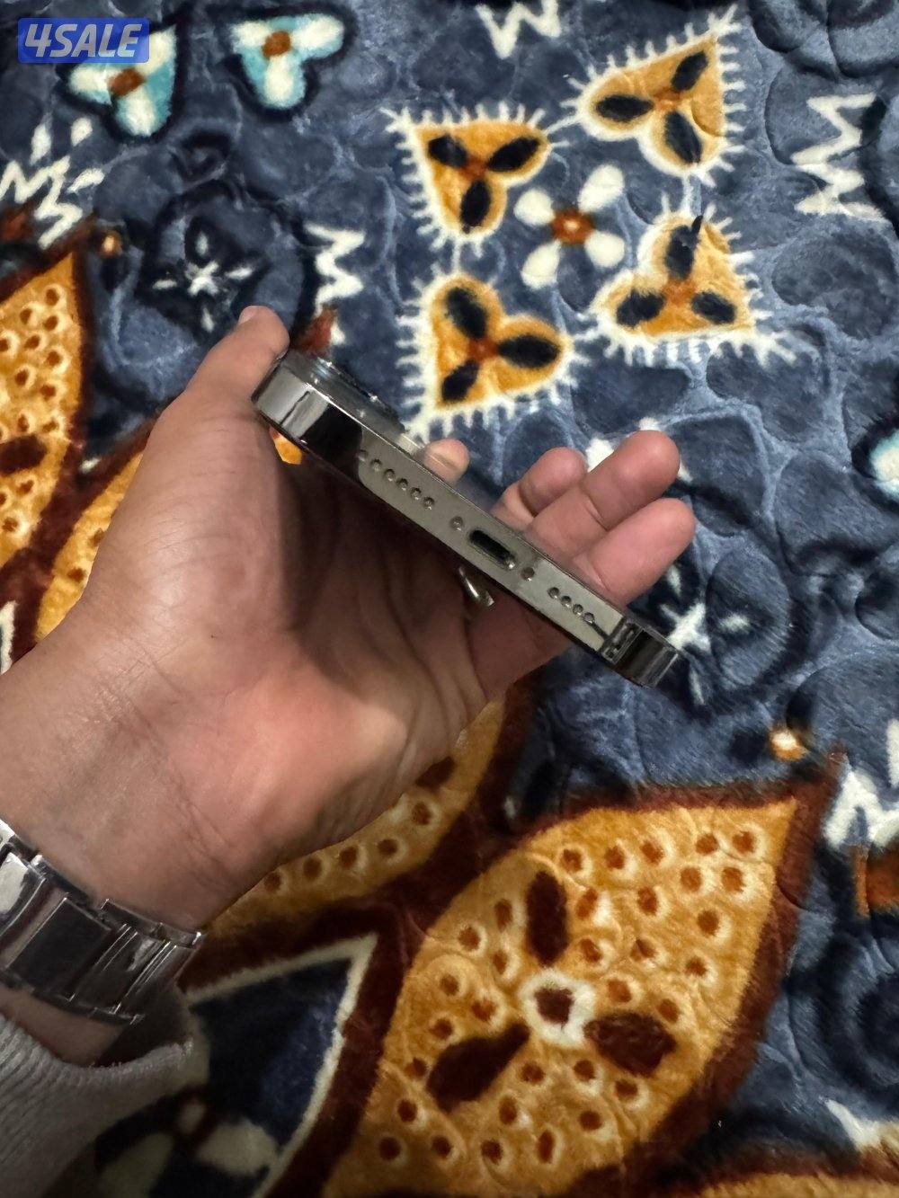 سعر نهائي     ايفون ١٣ بروماكس ٢٥٦ ج نضيف جدا غير مفتوح ولا مبدل شي5