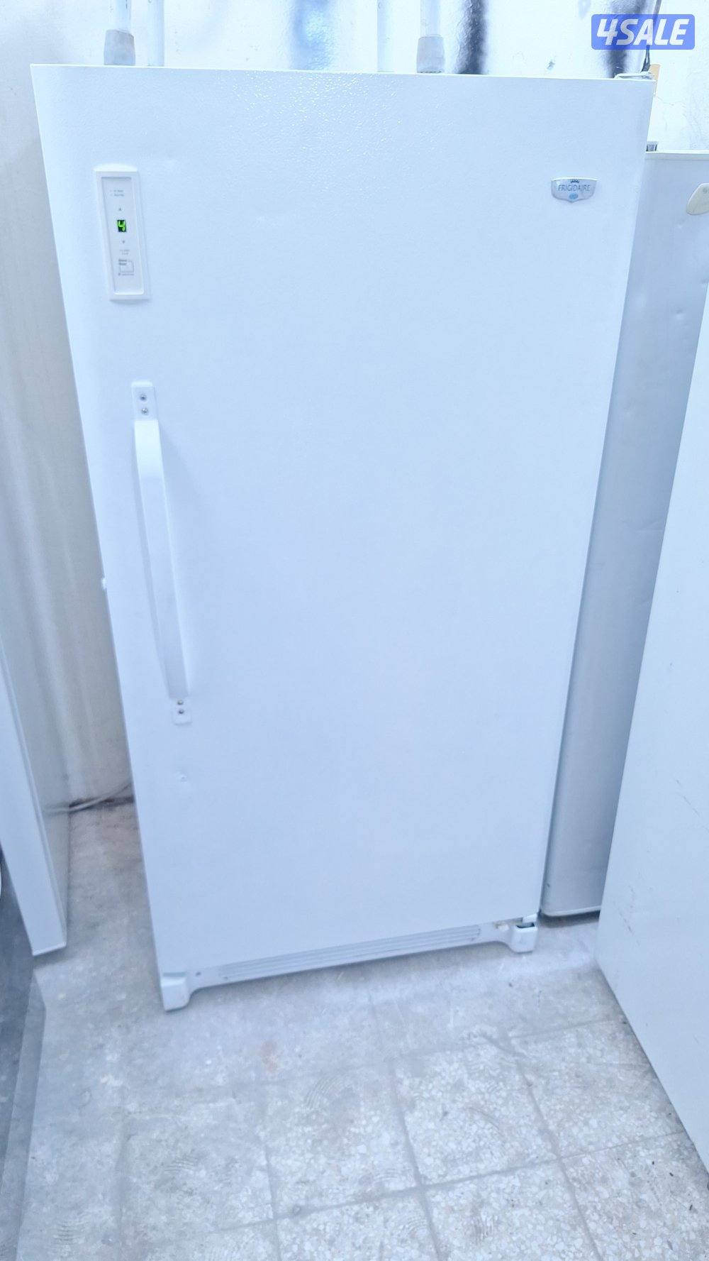 بيع فريزر فريجدير أمريكي 24قدم بحاله ممتازه جدا مع التوصيل والكفاله1