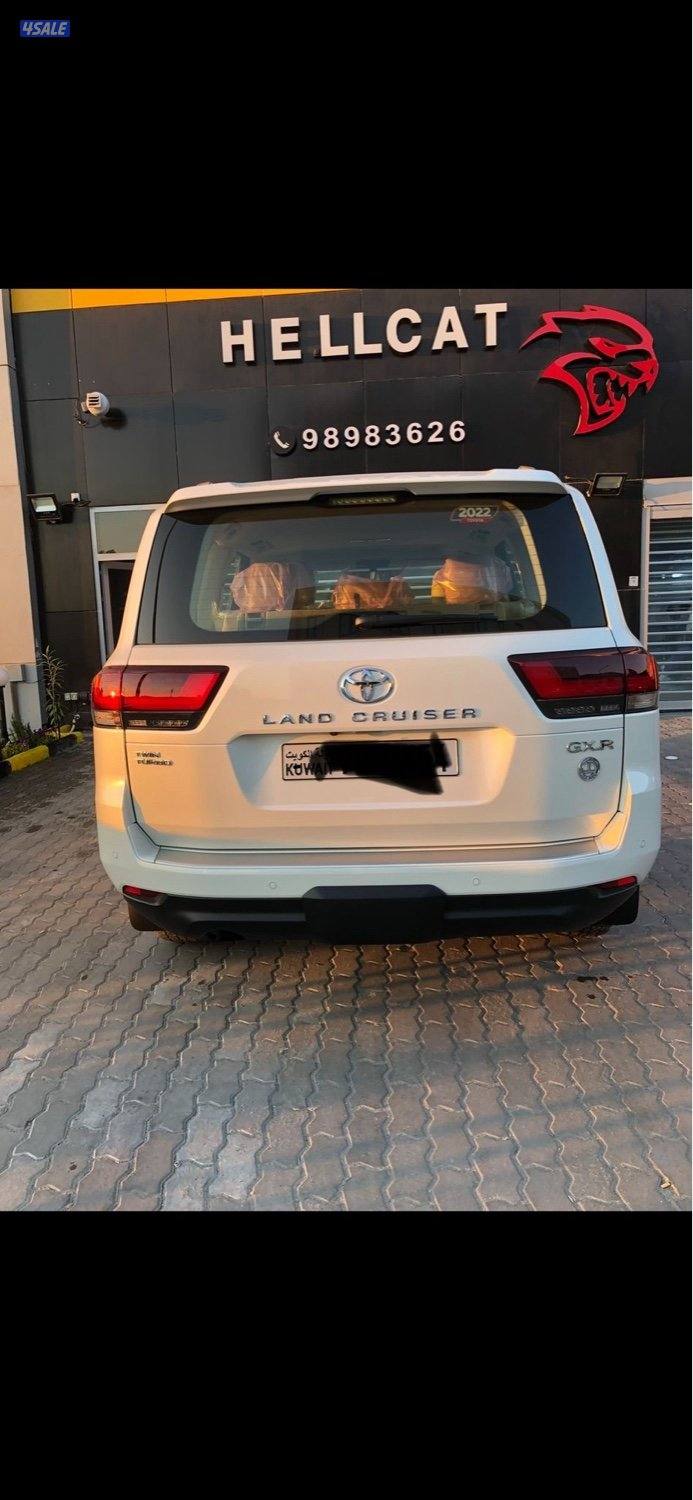 لاند كروز موديل ٢٠٢٢ gxr توين تيربو جلد سيرفس منتظم شرط الفحص الساير0