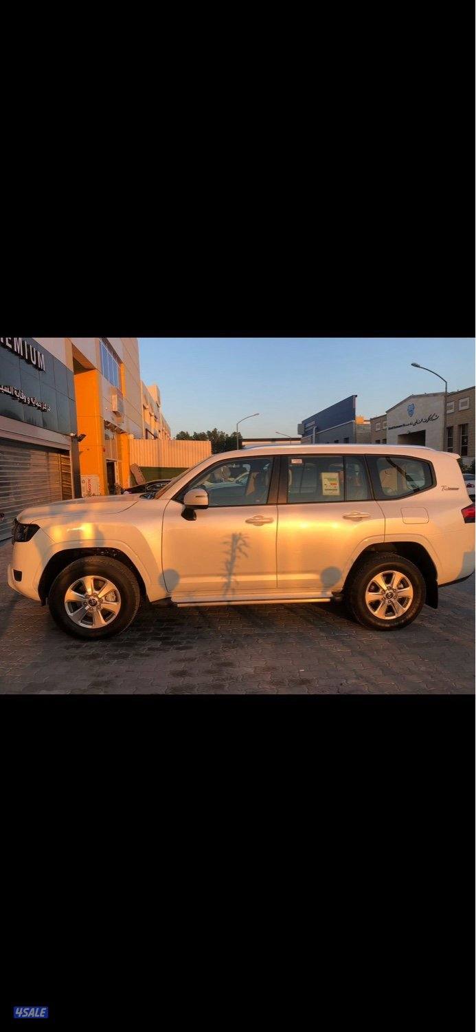 لاند كروز موديل ٢٠٢٢ gxr توين تيربو جلد سيرفس منتظم شرط الفحص الساير2