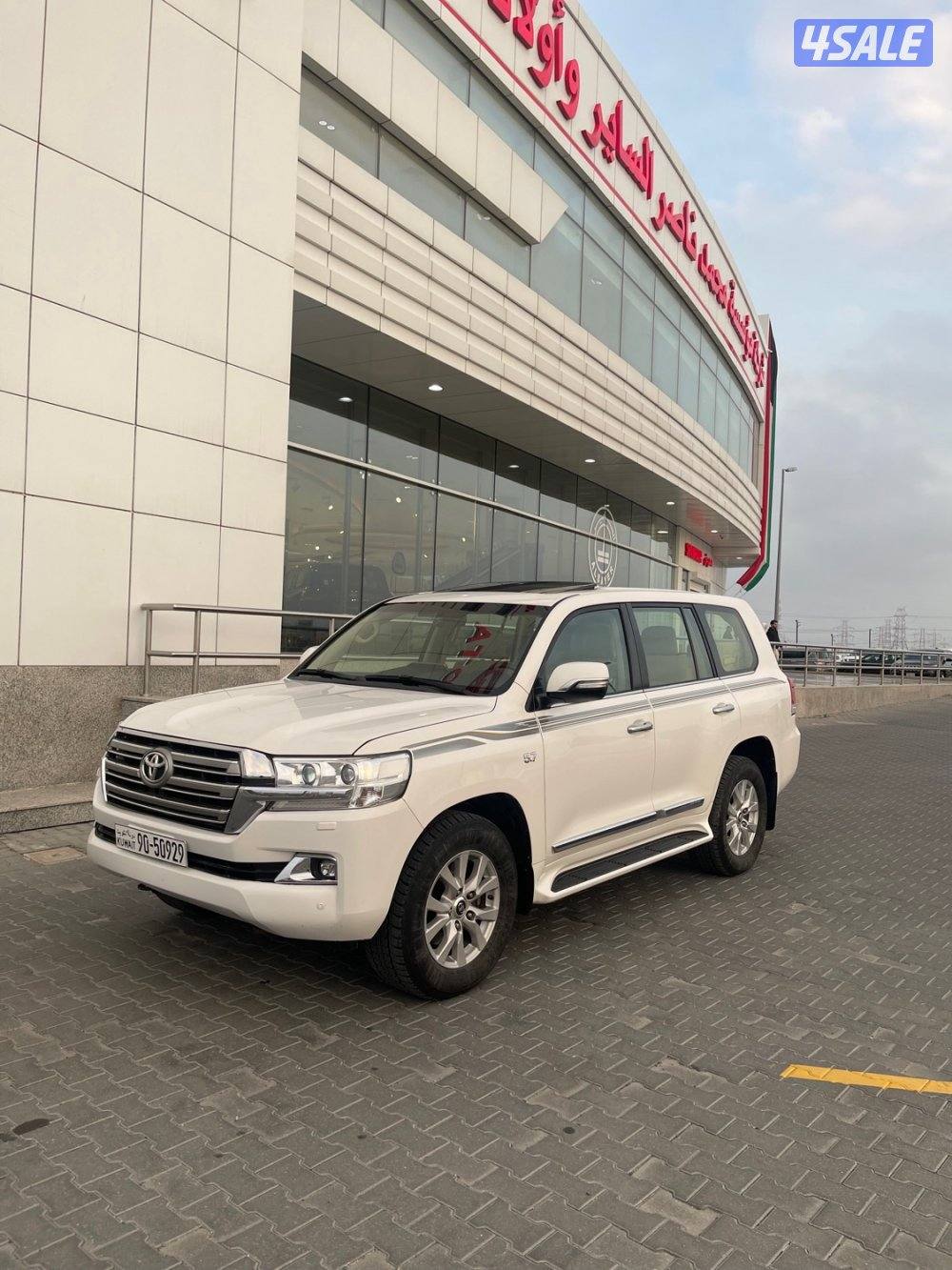 لاند كروز VXR وارد قطر صبغ الوكاله شرط الفحص0