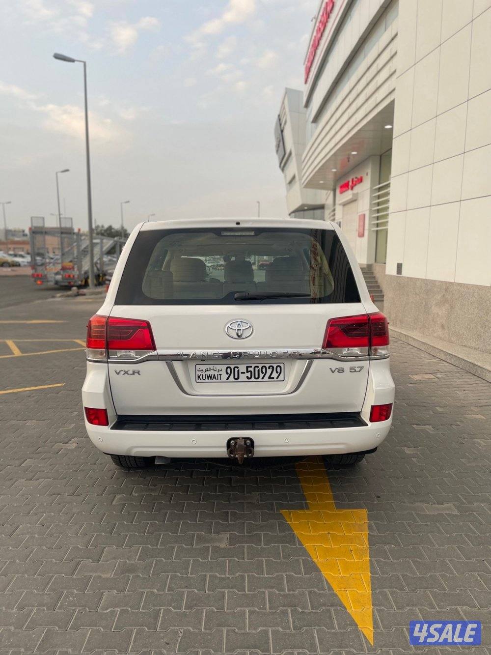 لاند كروز VXR وارد قطر صبغ الوكاله شرط الفحص3