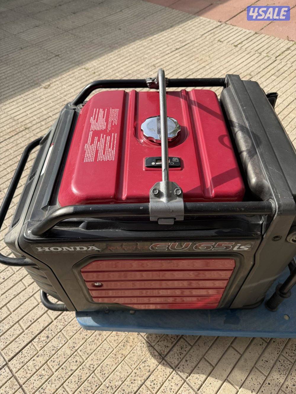 للبيع مكينه هوندا ٦٥٠٠ مخزنه  بحاله ممتازه السعر ٧٥٠0