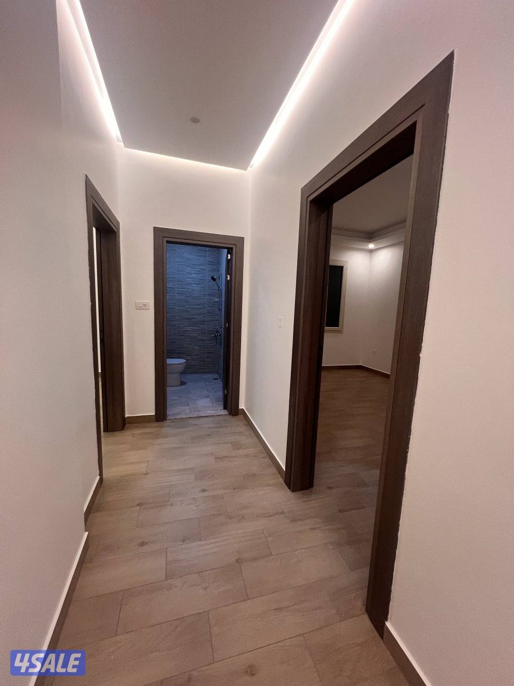 للايجار شقة جديدة اول ساكن في خيطان 3 غرف نوم8