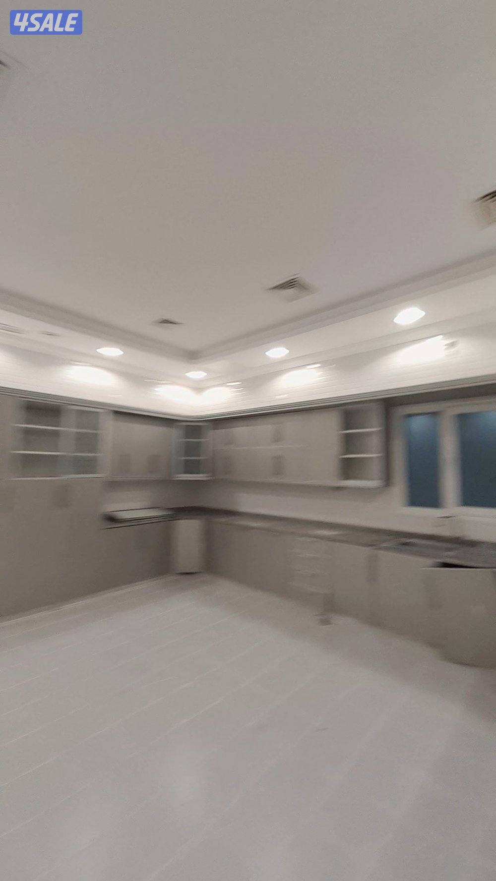 للايجار قسيمه فى صباح الاحمد  دورين2