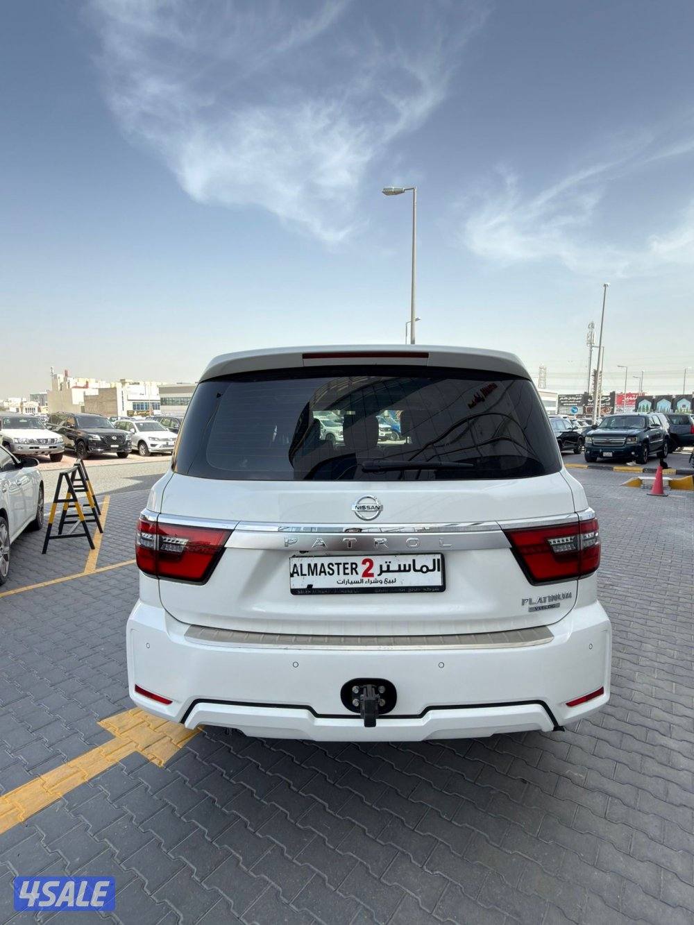 للبيع باترول بلاتينوم ستي 400 صبغ الوكاله3