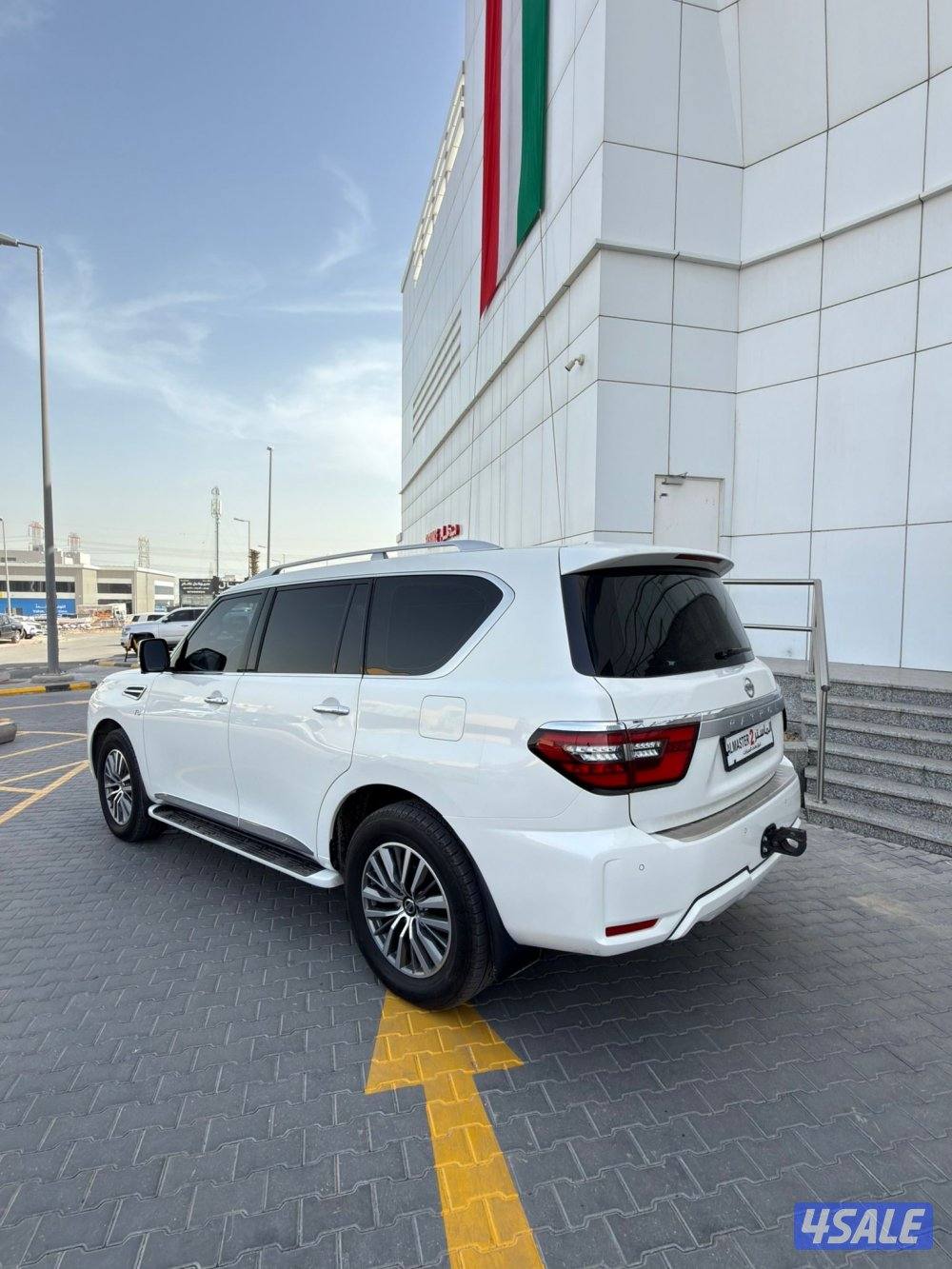 للبيع باترول بلاتينوم ستي 400 صبغ الوكاله5