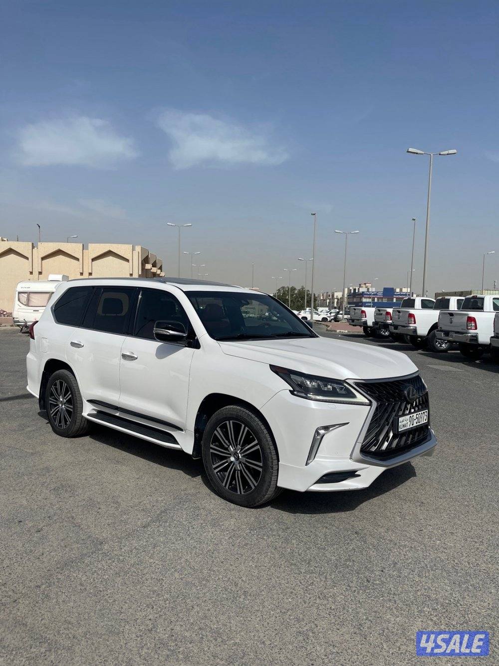 لكزس LX570 وارد قطر فحص جير مكينه شاصي البدي جزء بباب دبه 20201