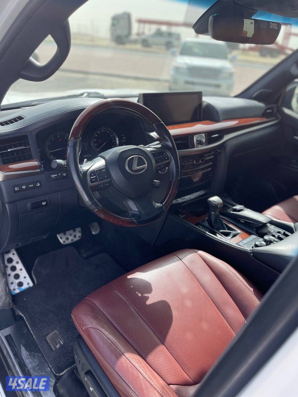 لكزس LX570 وارد قطر فحص جير مكينه شاصي البدي جزء بباب دبه 20206