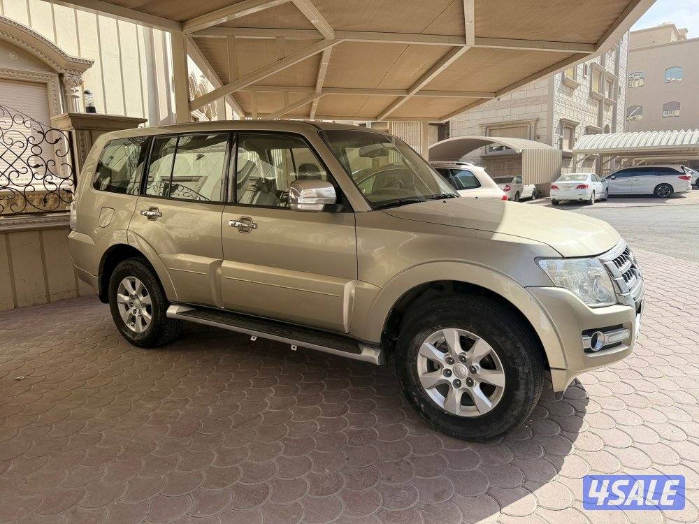 للبيع باجيرو بحاله الوكالة موديل 20200