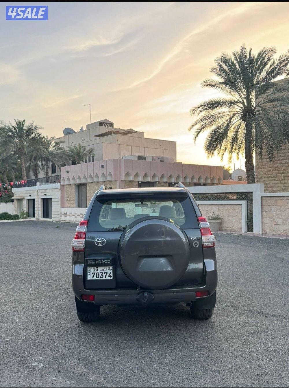 للبيع برادو TXL موديل 2015 ماشي 2014بي حالة ممتازه4