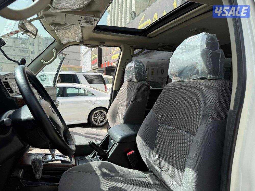 نيسان سفاري…موديل 20106