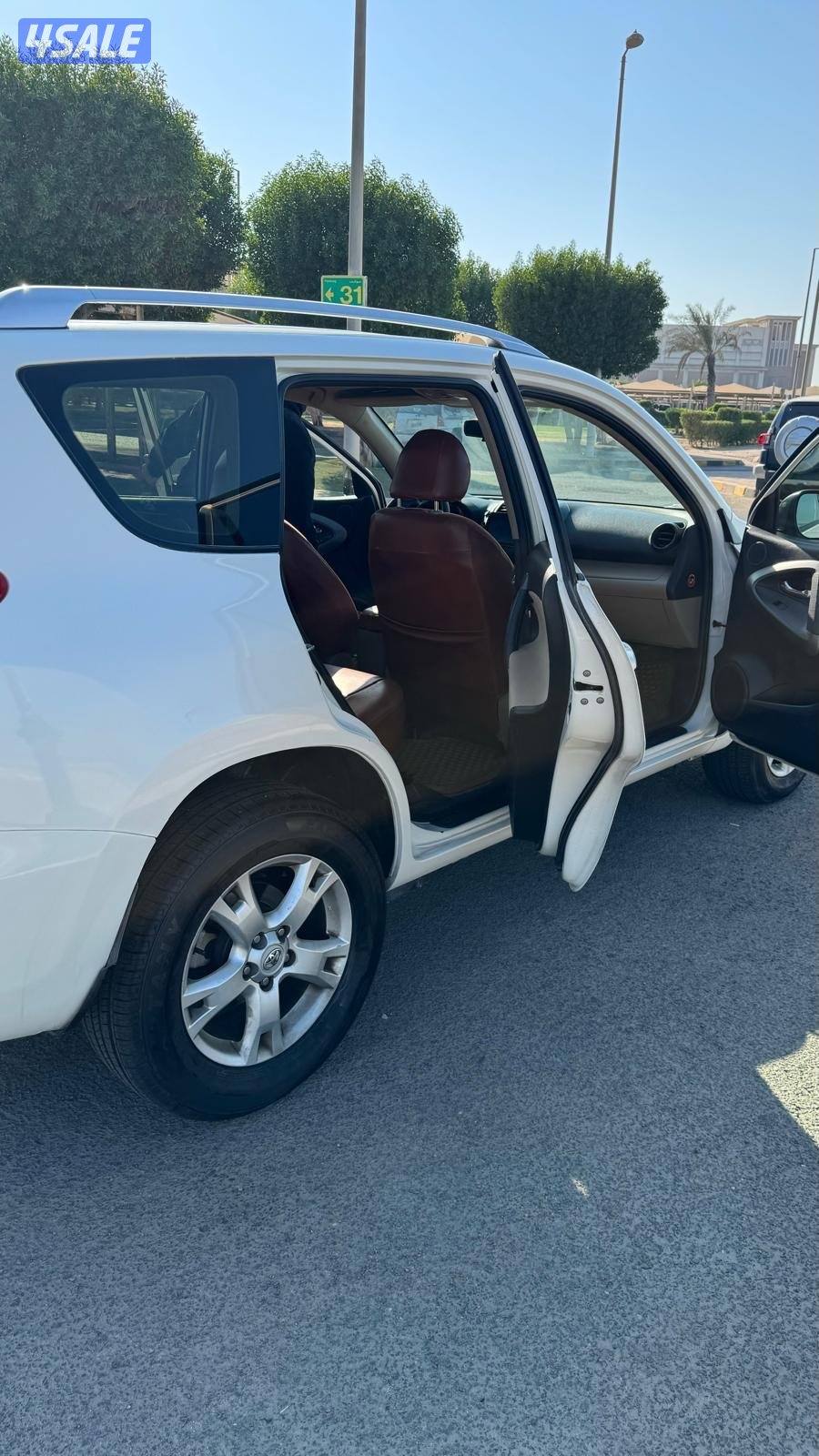 مقابل مخفر شرق قصاد البنك الوطني برج الوفرة دون تاور5