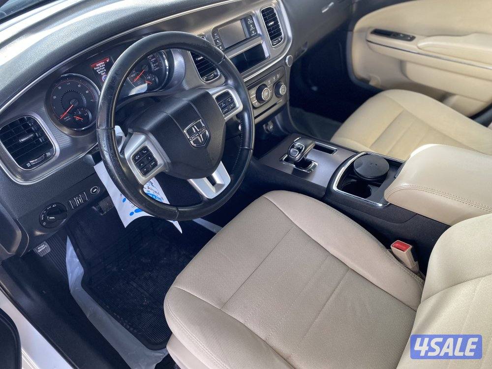 للبيع تشارجر 2014 نظيفه6