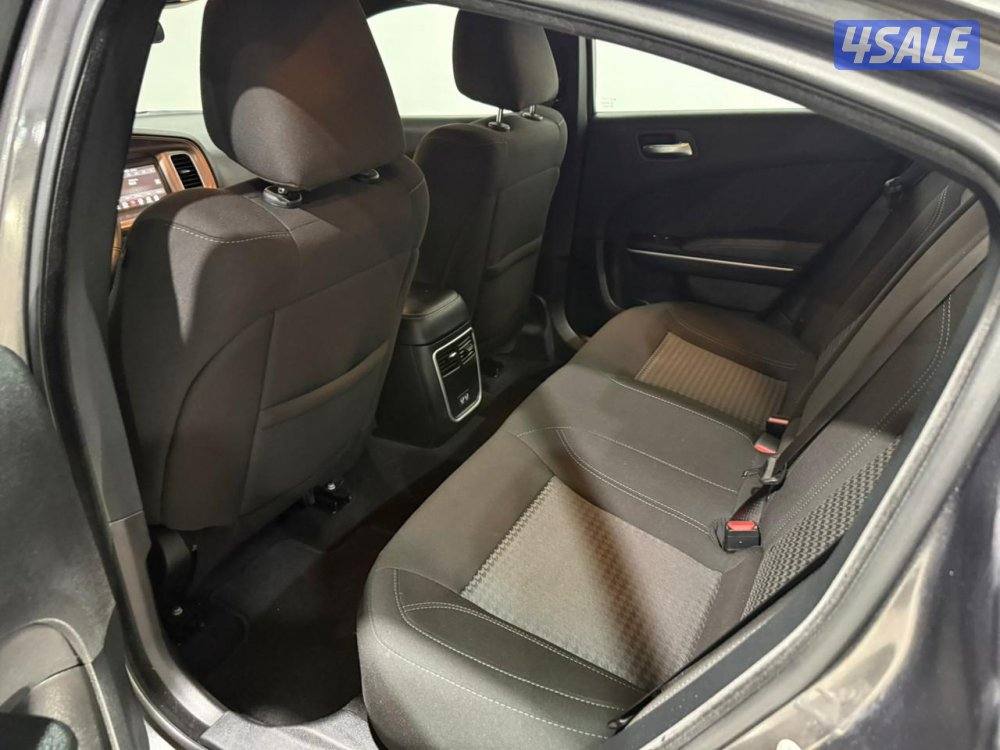 21/70388 Dodge Charger SXT 20236