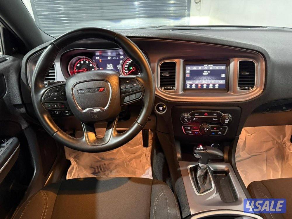 21/70388 Dodge Charger SXT 20238