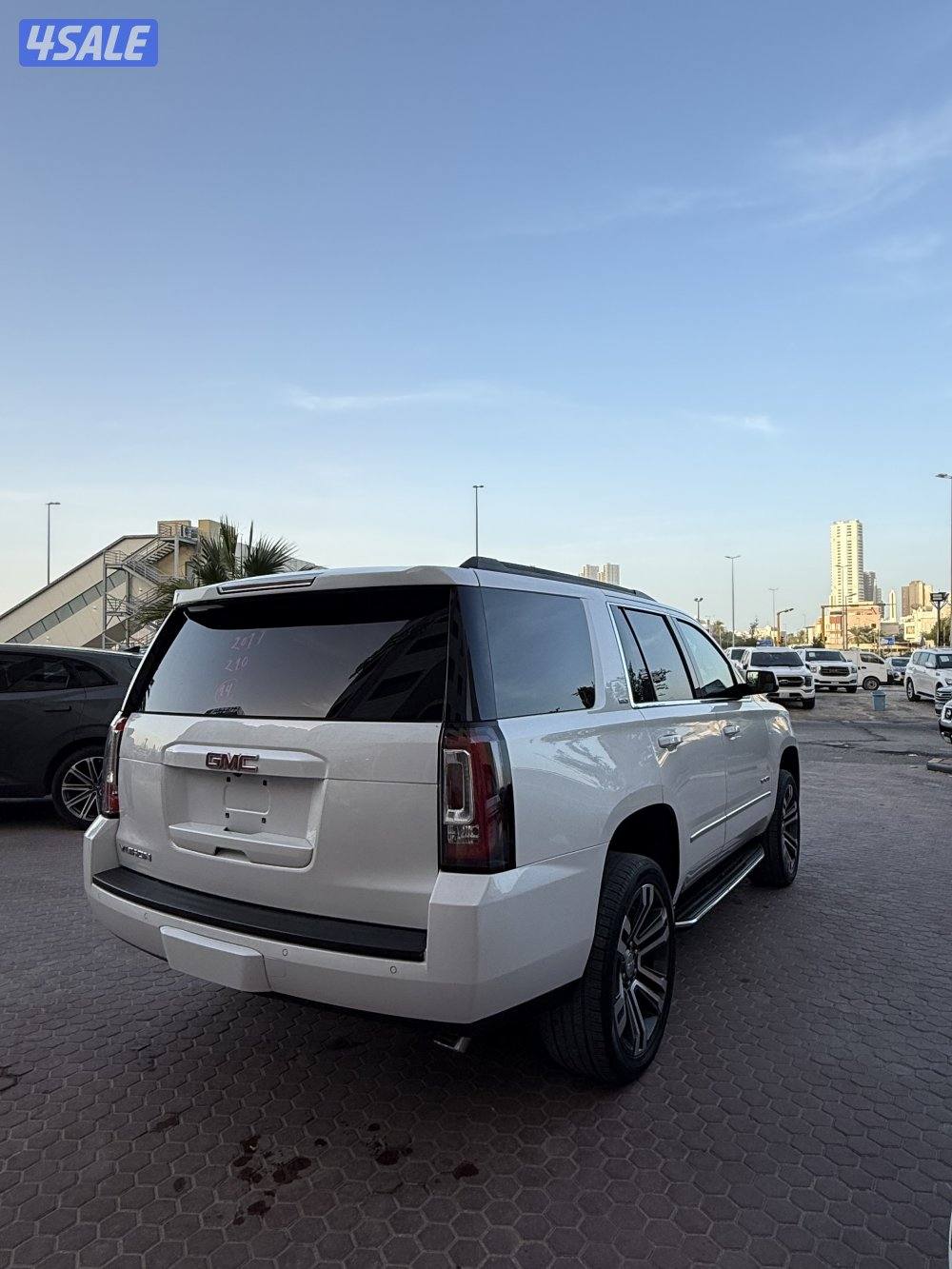 للبيع يوكن SLT 20174