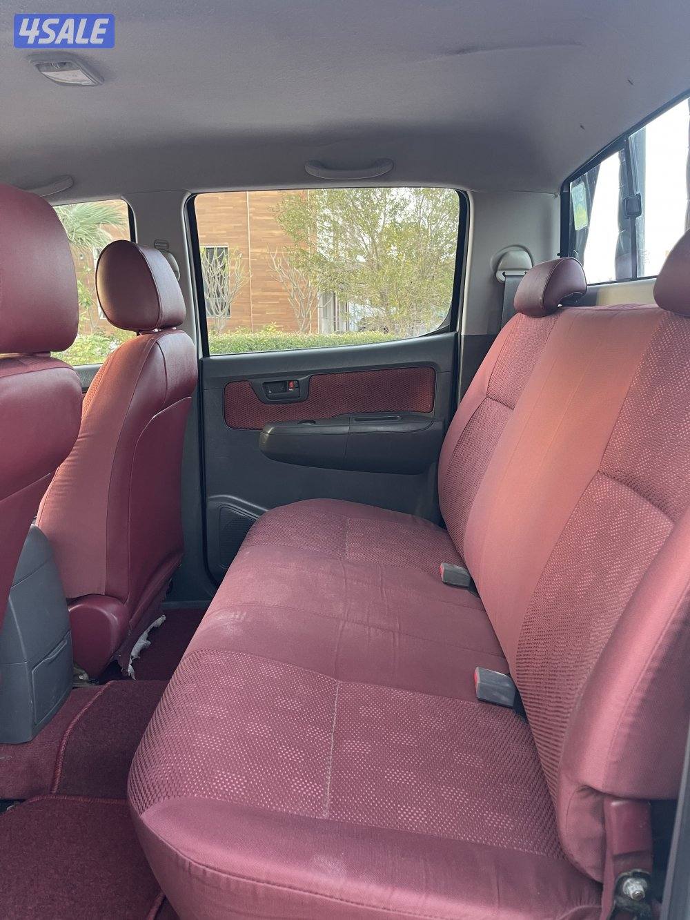 وانيت هايلكس 20135