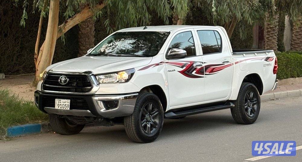 للبيع هايلكس 2023 عداد 83الف2