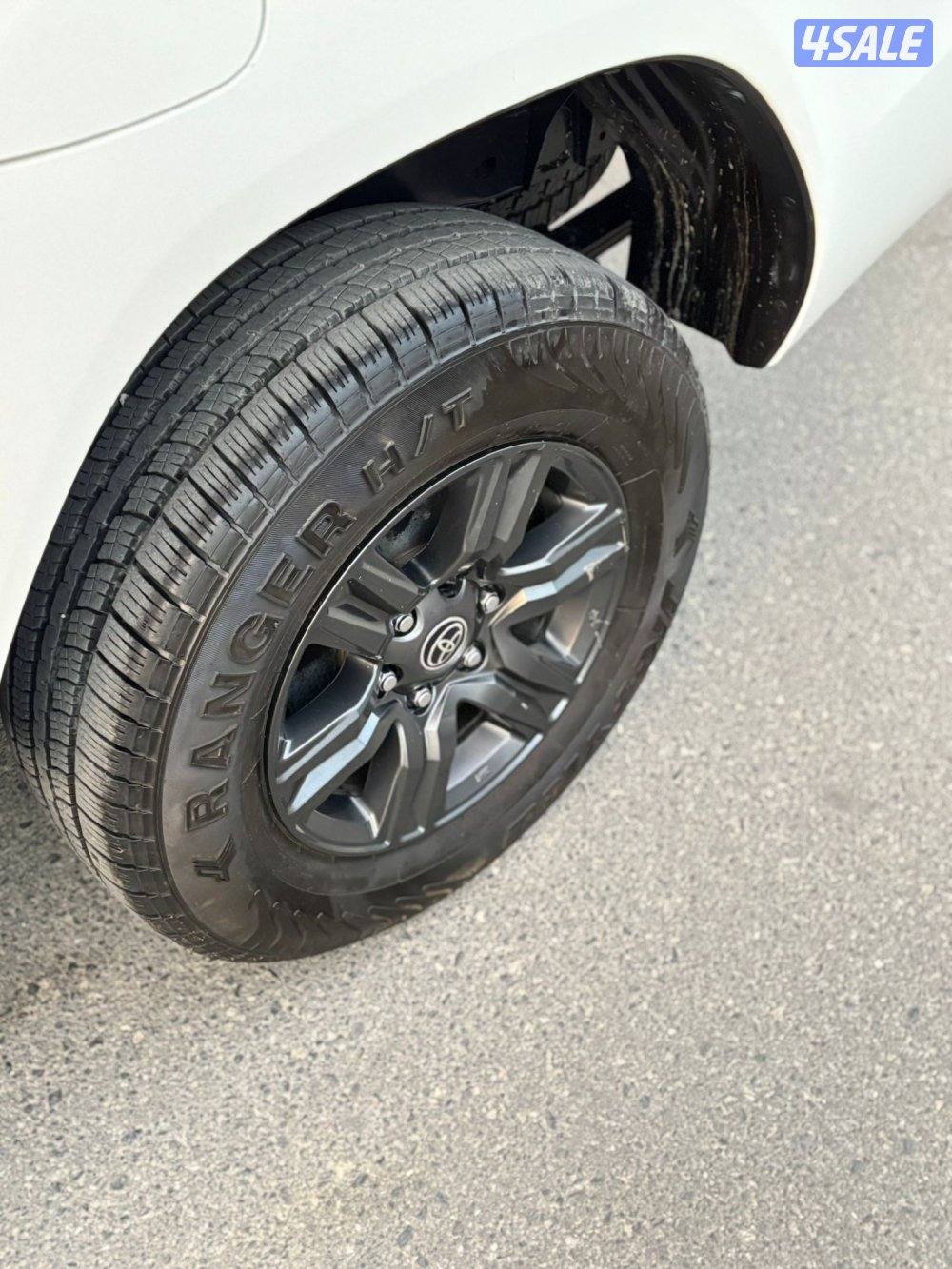 للبيع هايلكس 2023 عداد 83الف7