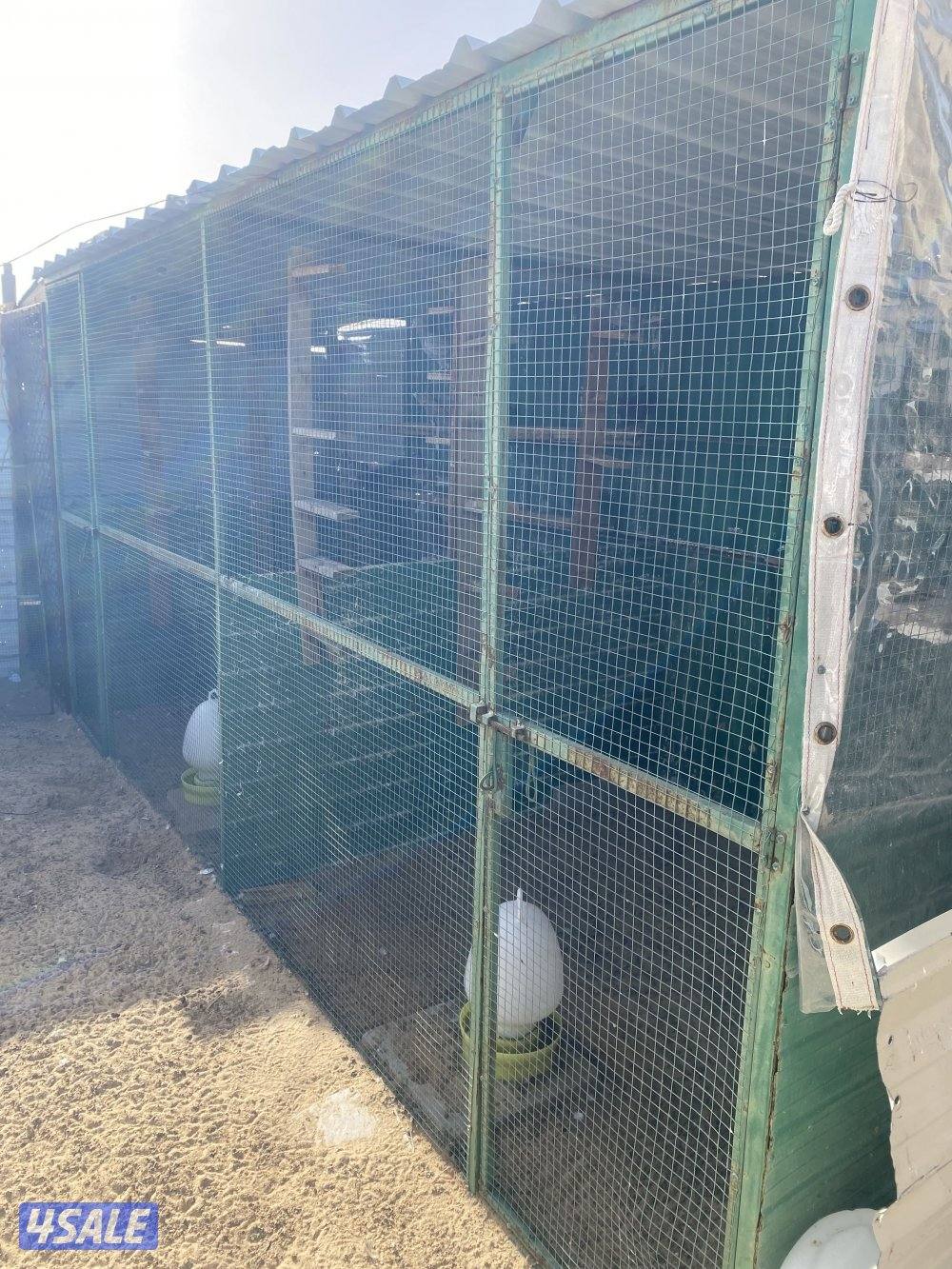 للبيع جبره اربع متر بابين  ارتفاع مترين1