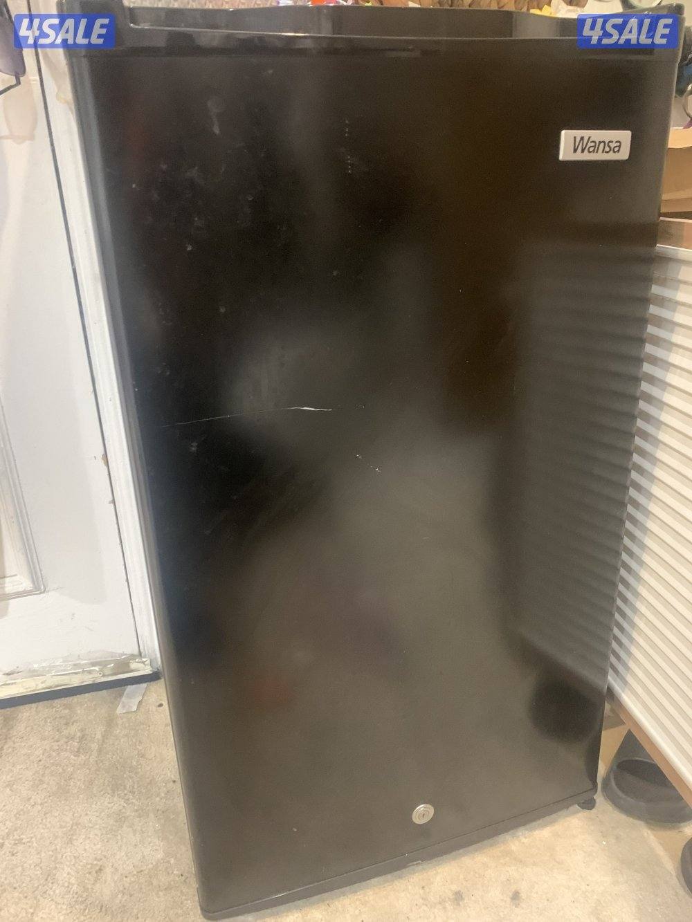 للبيع ثلاجه ون سا اخر اصدار  شبه جديده بيعه سريعه واتساب،،0