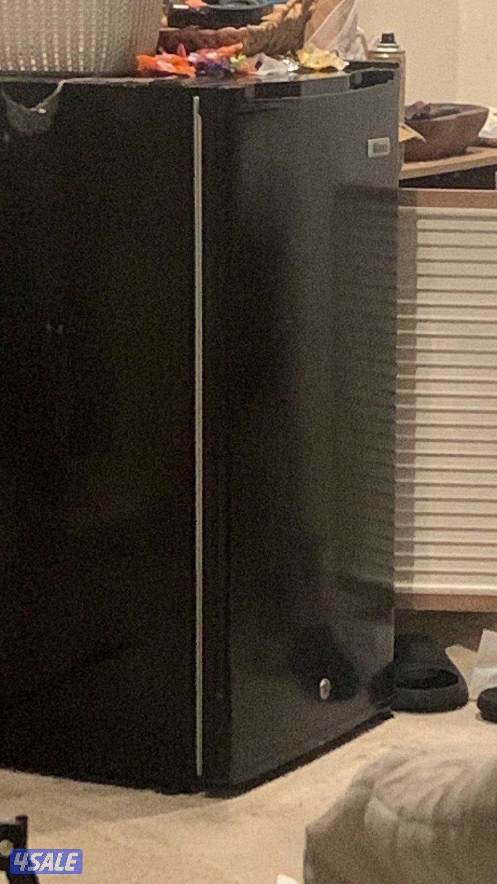 للبيع ثلاجه ون سا اخر اصدار  شبه جديده بيعه سريعه واتساب،،3