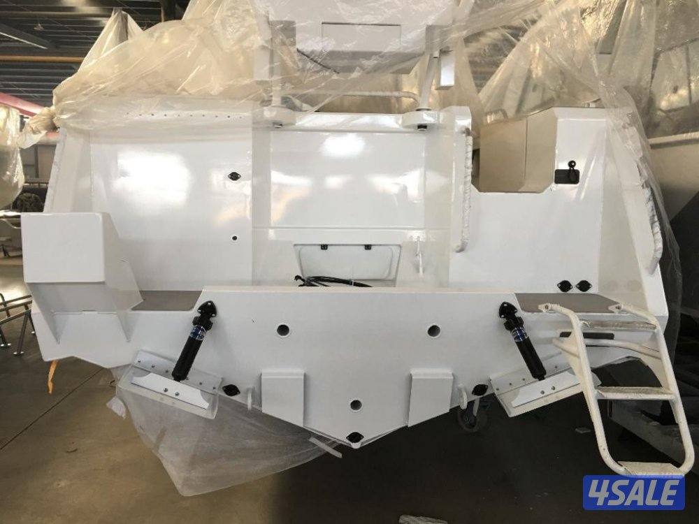 للبيع طراد ٢٨ قدم موديل ٢٠١٩ قصه استرالية بحالة الجديد1