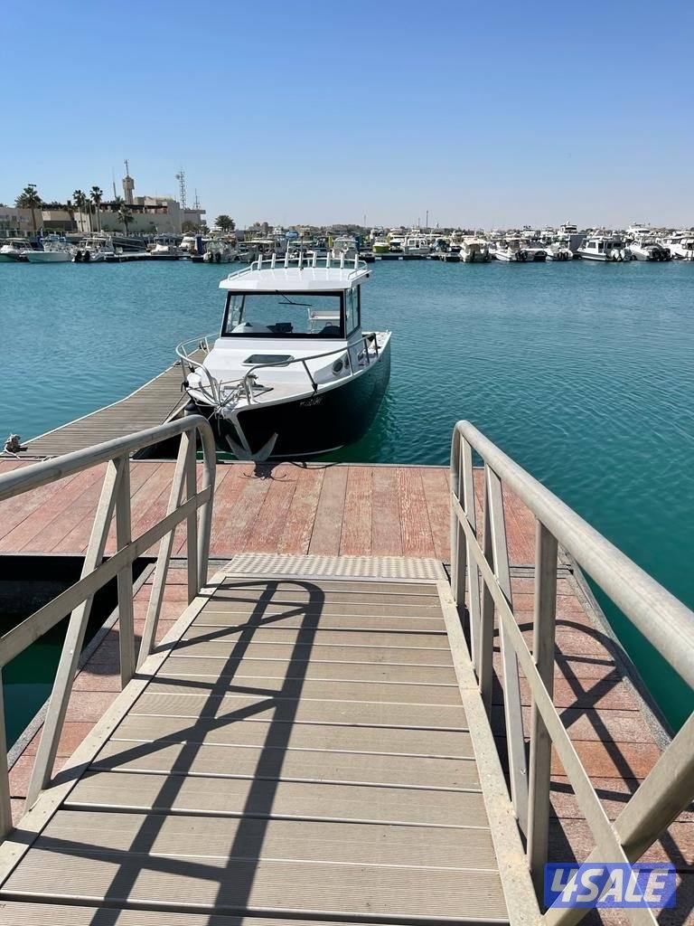 للبيع طراد ٢٨ قدم موديل ٢٠١٩ قصه استرالية بحالة الجديد12