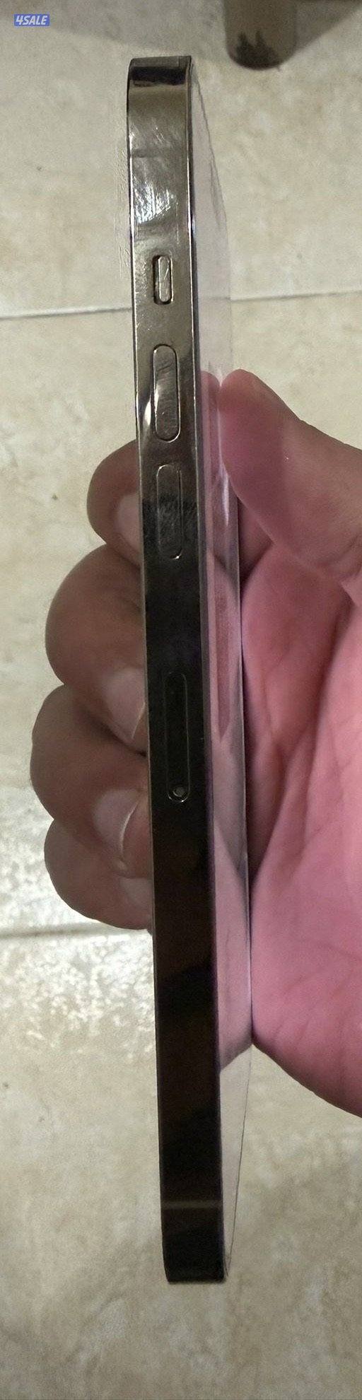 آيفون ١٤ برو ماكس مساحه ٢٥٦ بحاله نظيفه جدا3