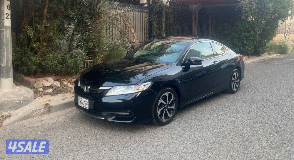 للبيع هوندا اكور كوبيه 2017 السعر 2350 نهائي0